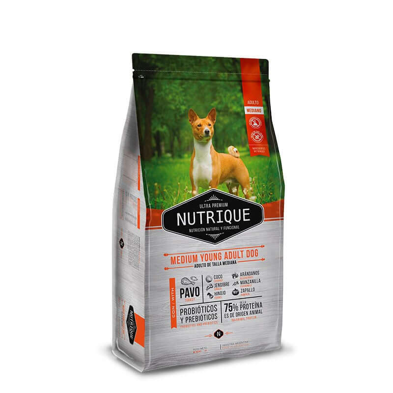 Nutrique Medium Young Adult Dog - Premium Raza Mediana from Nutrique - al mejor precio $55990! Compra ahora en Milo Pet Shop